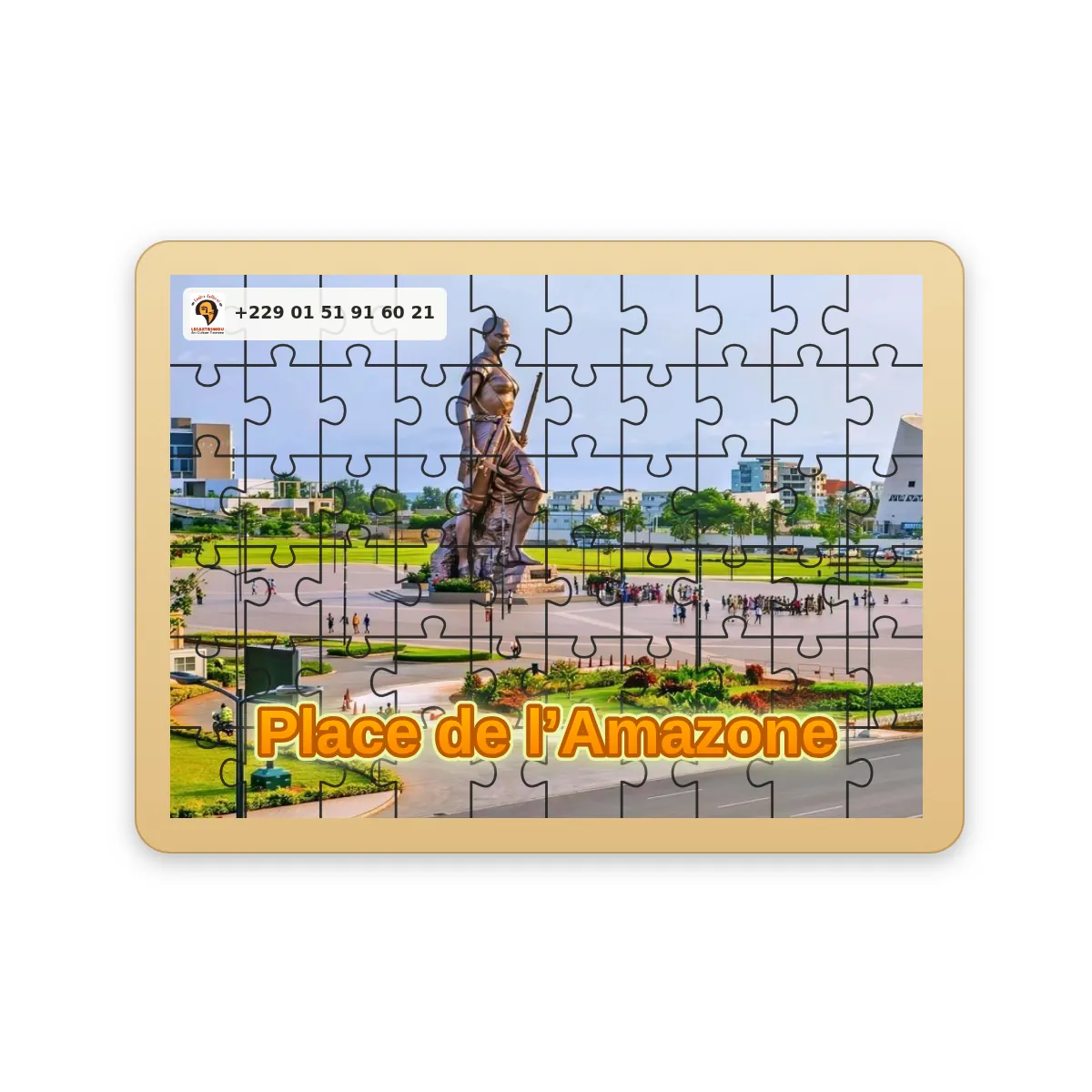 Puzzle culturel : monument de la Place de l’Amazone à Cotonou